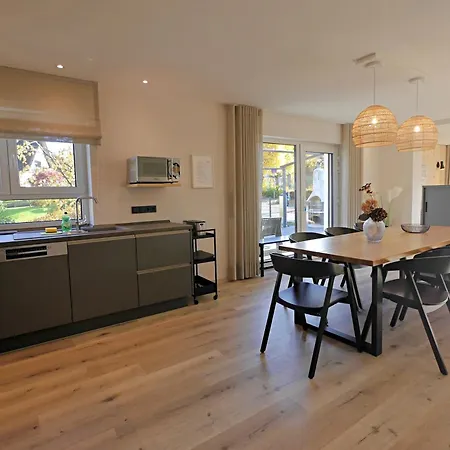 First-class Domizil Willingen-lodge Mit Eingezaeuntem Garten Und Spielplatz In Zentraler Top-lage! * Willingen (Upland)