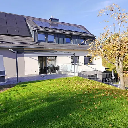 First-class Domizil Willingen-lodge Mit Garten In Zentraler Top-lage! *