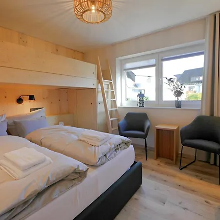 First-class Domizil Willingen-lodge Mit Eingezaeuntem Garten Und Spielplatz In Zentraler Top-lage! Appartement Willingen (Upland)