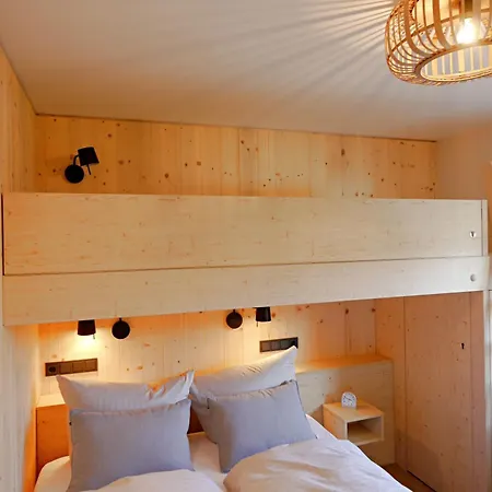 First-class Domizil Willingen-lodge Mit Eingezaeuntem Garten Und Spielplatz In Zentraler Top-lage! Appartement