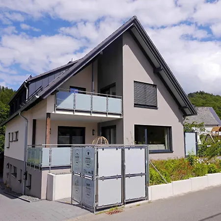 First-class Domizil Willingen-lodge Mit Eingezaeuntem Garten Und Spielplatz In Zentraler Top-lage! Appartement *